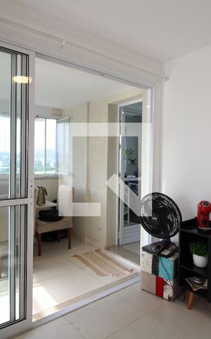 Apartamento à venda com 102m², 3 quartos e 2 vagasSala