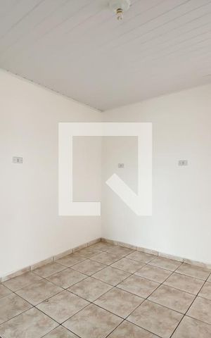 Casa à venda com 367m², 4 quartos e 2 vagas Casa à venda com 367m², 4 quartos e 2 vagasCozinha e Área de Serviço