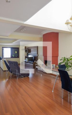 Casa para alugar com 512m², 6 quartos e NaN vagasSala