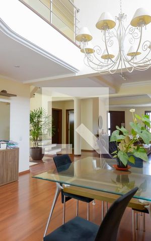 Casa para alugar com 512m², 6 quartos e NaN vagasSala