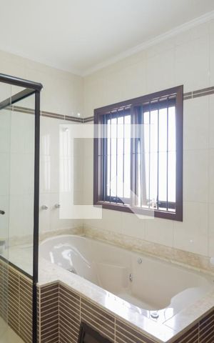 Casa para alugar com 512m², 6 quartos e NaN vagasSuíte - Banheiro