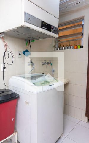 Casa à venda com 100m², 2 quartos e 2 vagasÁrea de Serviço