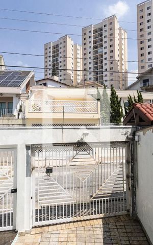 Casa para alugar com 121m², 2 quartos e 4 vagas Casa para alugar com 121m², 2 quartos e 4 vagasVista Sala