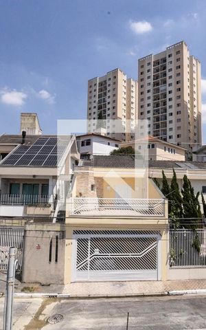 Casa para alugar com 121m², 2 quartos e 4 vagas Casa para alugar com 121m², 2 quartos e 4 vagasVista Varanda Quarto 1