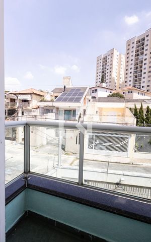Casa para alugar com 121m², 2 quartos e 4 vagas Casa para alugar com 121m², 2 quartos e 4 vagasVaranda Quarto 1