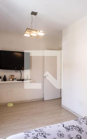Casa para alugar com 121m², 2 quartos e 4 vagas Casa para alugar com 121m², 2 quartos e 4 vagasQuarto 1