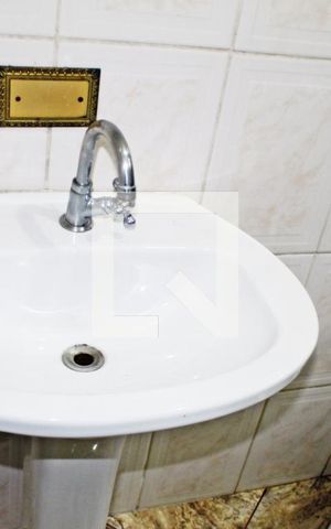 Casa à venda com 250m², 5 quartos e 3 vagasBanheiro