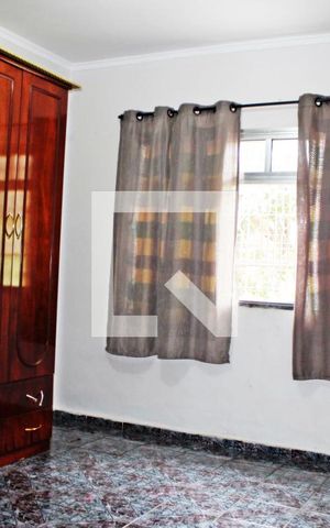 Casa à venda com 250m², 5 quartos e 3 vagasquarto 1
