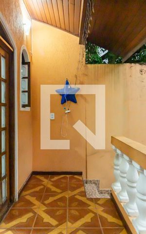 Apartamento à venda com 250m², 2 quartos e 2 vagas Apartamento à venda com 250m², 2 quartos e 2 vagasSacada