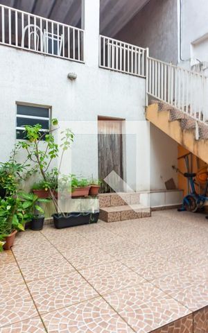 Apartamento à venda com 250m², 2 quartos e 2 vagas Apartamento à venda com 250m², 2 quartos e 2 vagasQuintal