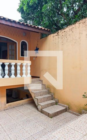Apartamento à venda com 250m², 2 quartos e 2 vagas Apartamento à venda com 250m², 2 quartos e 2 vagasQuintal