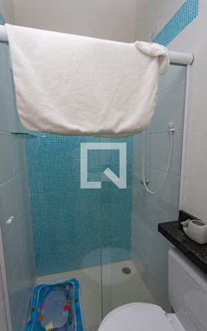 Casa de condomínio à venda com 110m², 2 quartos e 1 vaga Casa de condomínio à venda com 110m², 2 quartos e 1 vagaBanheiro social