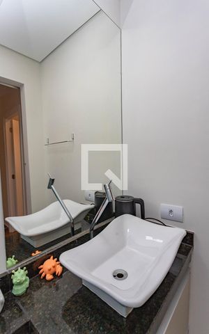 Casa de condomínio à venda com 110m², 2 quartos e 1 vaga Casa de condomínio à venda com 110m², 2 quartos e 1 vagaBanheiro social