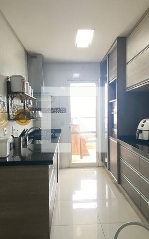 Apartamento para alugar com 120m², 3 quartos e 2 vagasCozinha