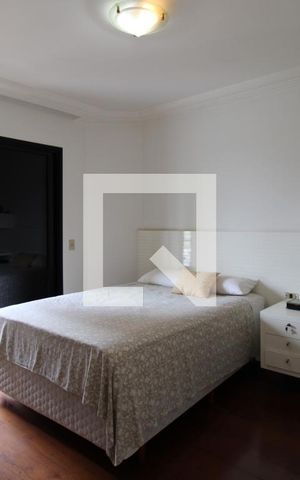 Apartamento para alugar com 270m², 4 quartos e 5 vagasSuíte 1 