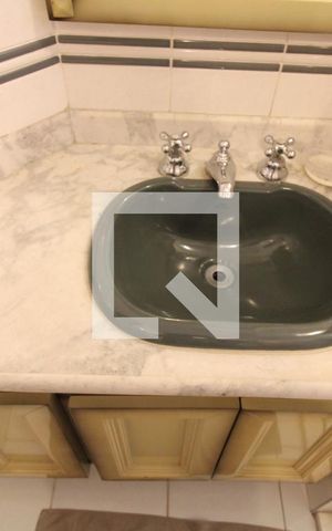 Apartamento para alugar com 270m², 4 quartos e 5 vagasBanheiro da suíte 4 