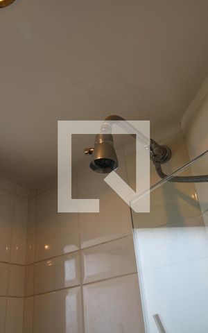 Apartamento para alugar com 270m², 4 quartos e 5 vagasBanheiro 2 da suíte 1 - Chuveiro 