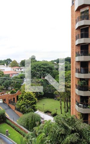 Apartamento para alugar com 270m², 4 quartos e 5 vagasVista da sacada da suíte 4 