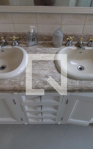 Apartamento para alugar com 270m², 4 quartos e 5 vagasBanheiro 1 da suíte 1