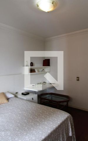 Apartamento para alugar com 270m², 4 quartos e 5 vagasSuíte 1 