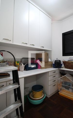 Apartamento para alugar com 270m², 4 quartos e 5 vagasÁrea de serviço 