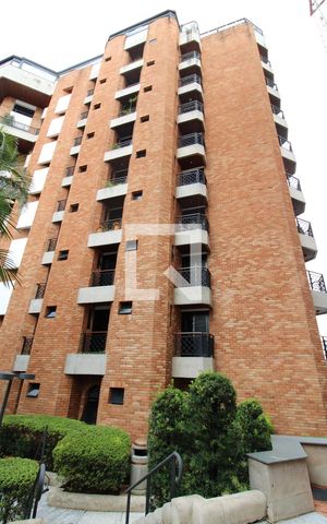 Apartamento para alugar com 270m², 4 quartos e 5 vagasFachada do bloco 