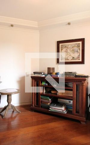 Apartamento para alugar com 270m², 4 quartos e 5 vagasEscritório