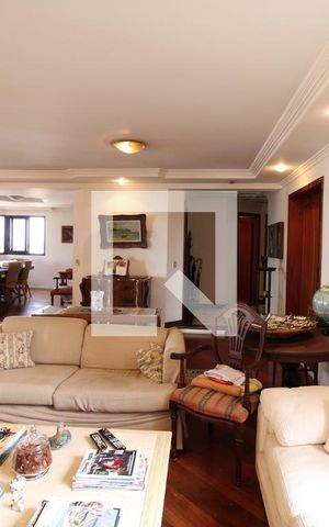 Apartamento para alugar com 270m², 4 quartos e 5 vagasSala