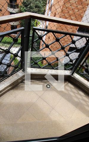 Apartamento para alugar com 270m², 4 quartos e 5 vagasSacada da suíte 1