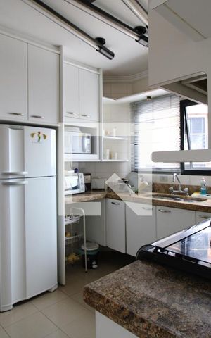 Apartamento para alugar com 270m², 4 quartos e 5 vagasCozinha