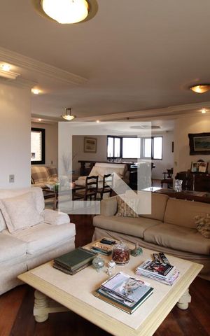 Apartamento para alugar com 270m², 4 quartos e 5 vagasSala
