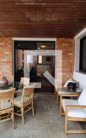 Apartamento para alugar com 270m², 4 quartos e 5 vagasVaranda da sala 