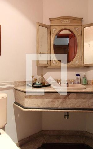 Apartamento para alugar com 270m², 4 quartos e 5 vagasLavabo