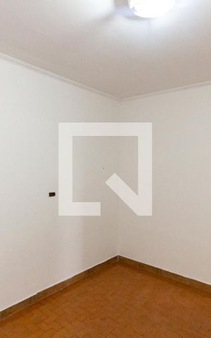 Casa para alugar com 54m², 2 quartos e sem vaga Casa para alugar com 54m², 2 quartos e sem vagaQuarto