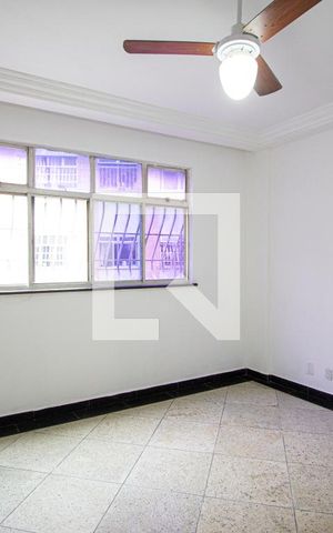 Apartamento para alugar com 60m², 2 quartos e 1 vagaSala