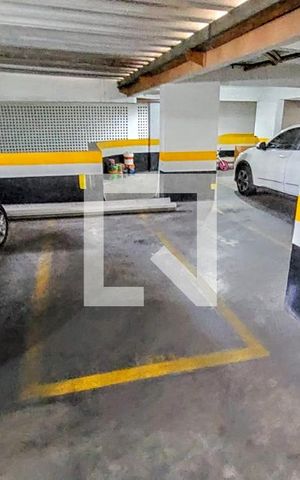 Apartamento para alugar com 77m², 2 quartos e 1 vagaVaga