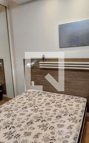 Apartamento para alugar com 77m², 2 quartos e 1 vagaQuarto 1