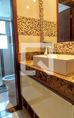 Apartamento para alugar com 77m², 2 quartos e 1 vagaBanheiro Social