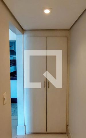 Apartamento para alugar com 77m², 2 quartos e 1 vagaCorredor