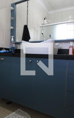 Casa à venda com 289m², 4 quartos e 2 vagasBanheiro da suíte 1