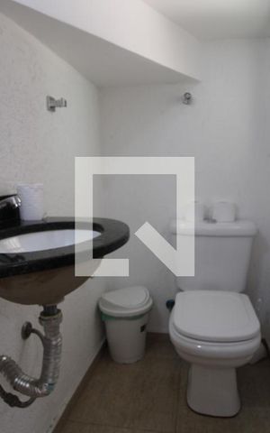 Casa à venda com 289m², 4 quartos e 2 vagasLavabo