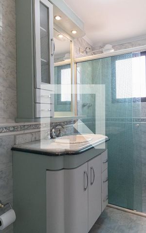 Apartamento à venda com 123m², 3 quartos e 2 vagas Apartamento à venda com 123m², 3 quartos e 2 vagasBanheiro Social