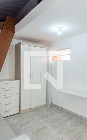 Apartamento para alugar com 35m², 1 quarto e sem vagaKitnet