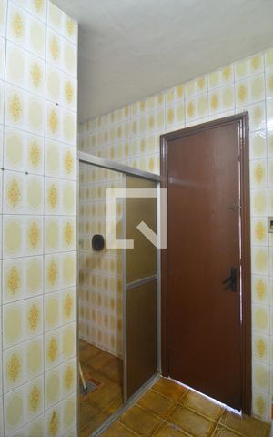 Casa à venda com 144m², 6 quartos e 7 vagasBanheiro Social
