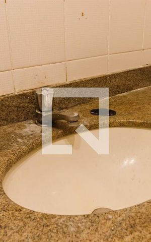 Apartamento à venda com 80m², 3 quartos e 1 vagaBanheiro Pia