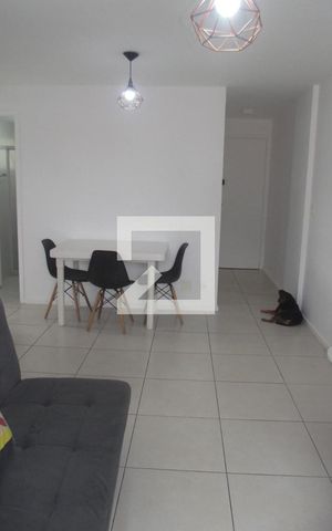 Apartamento para alugar com 75m², 3 quartos e 1 vagaQuarto
