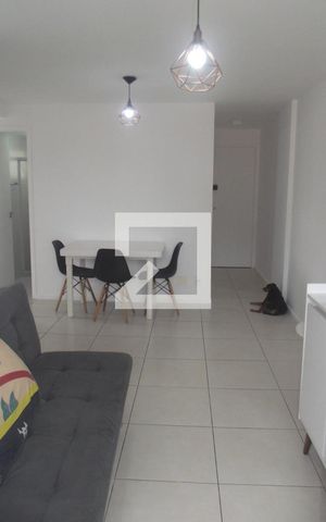 Apartamento para alugar com 75m², 3 quartos e 1 vagaQuarto