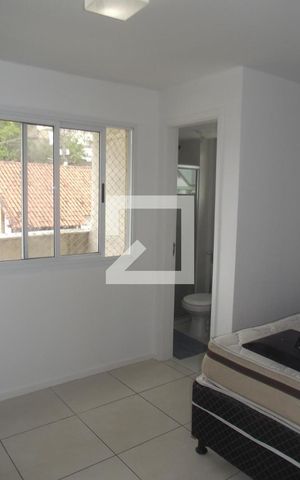 Apartamento para alugar com 75m², 3 quartos e 1 vagaQuarto