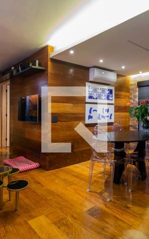 Apartamento para alugar com 86m², 2 quartos e 1 vaga Apartamento para alugar com 86m², 2 quartos e 1 vagaSala