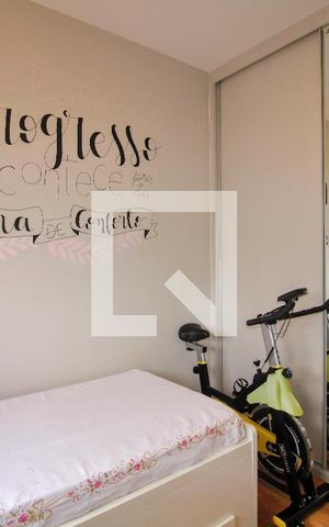 Apartamento à venda com 147m², 4 quartos e 4 vagasQuarto semi-suíte 2